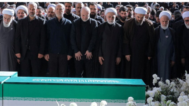 Savaş İran Siyasetinde Neyi Değiştiriyor?